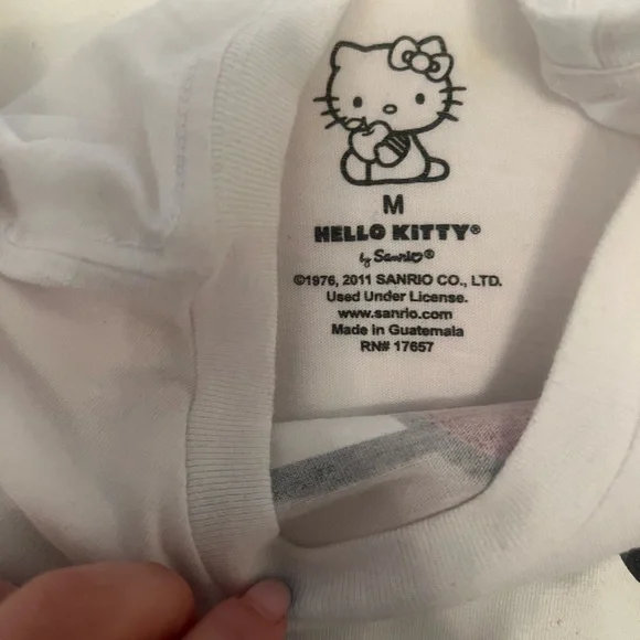 Rare Vintage Hello Kitty Tee - Picture 2 of 2